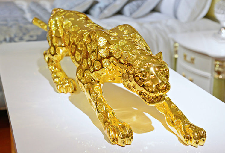 Golden Panther Statue Figurine Model - A Majestic and Powerful Decoration