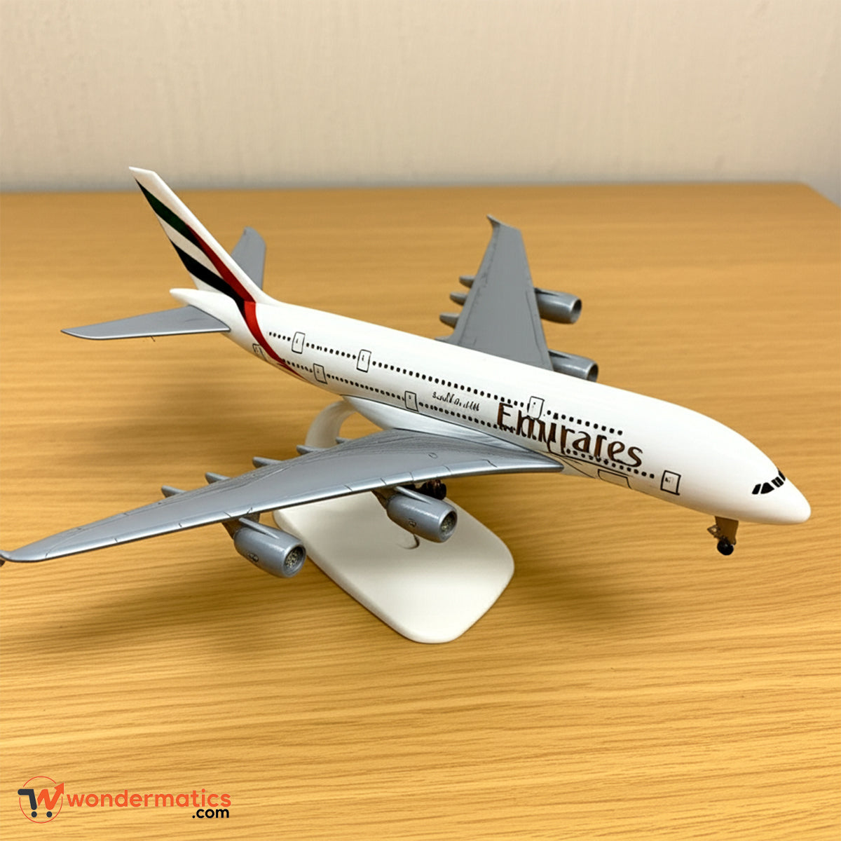 Metal Airplane Model – Boeing 777 Aircraft Aviation Collectible for Home & Office Decor