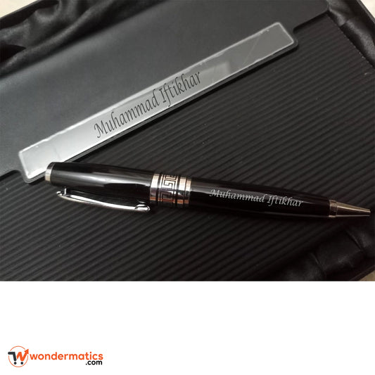 Premium magnetic notebook with smooth fine papers for journaling