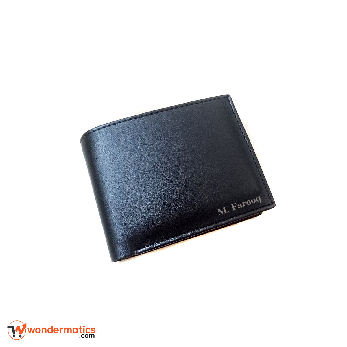Slim black bifold wallet for men – stylish and compact design