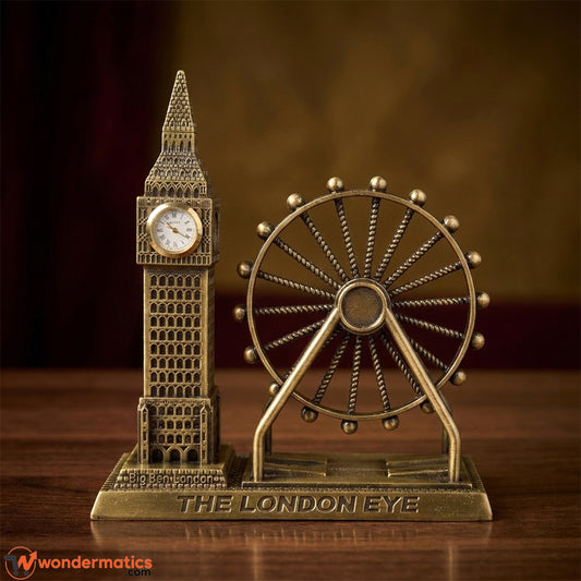 Bronze-tone metal showpiece featuring Big Ben and the London Eye