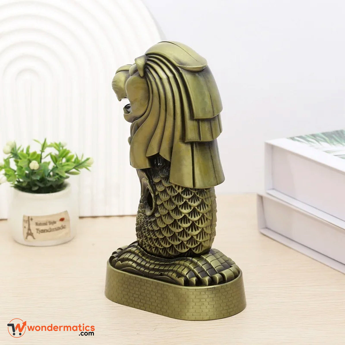 Classic antique Merlion decorative statue for home and office décor collection