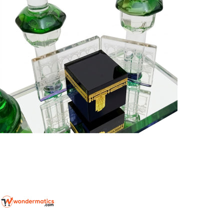 closup picture of crystal kaaba model decoration
