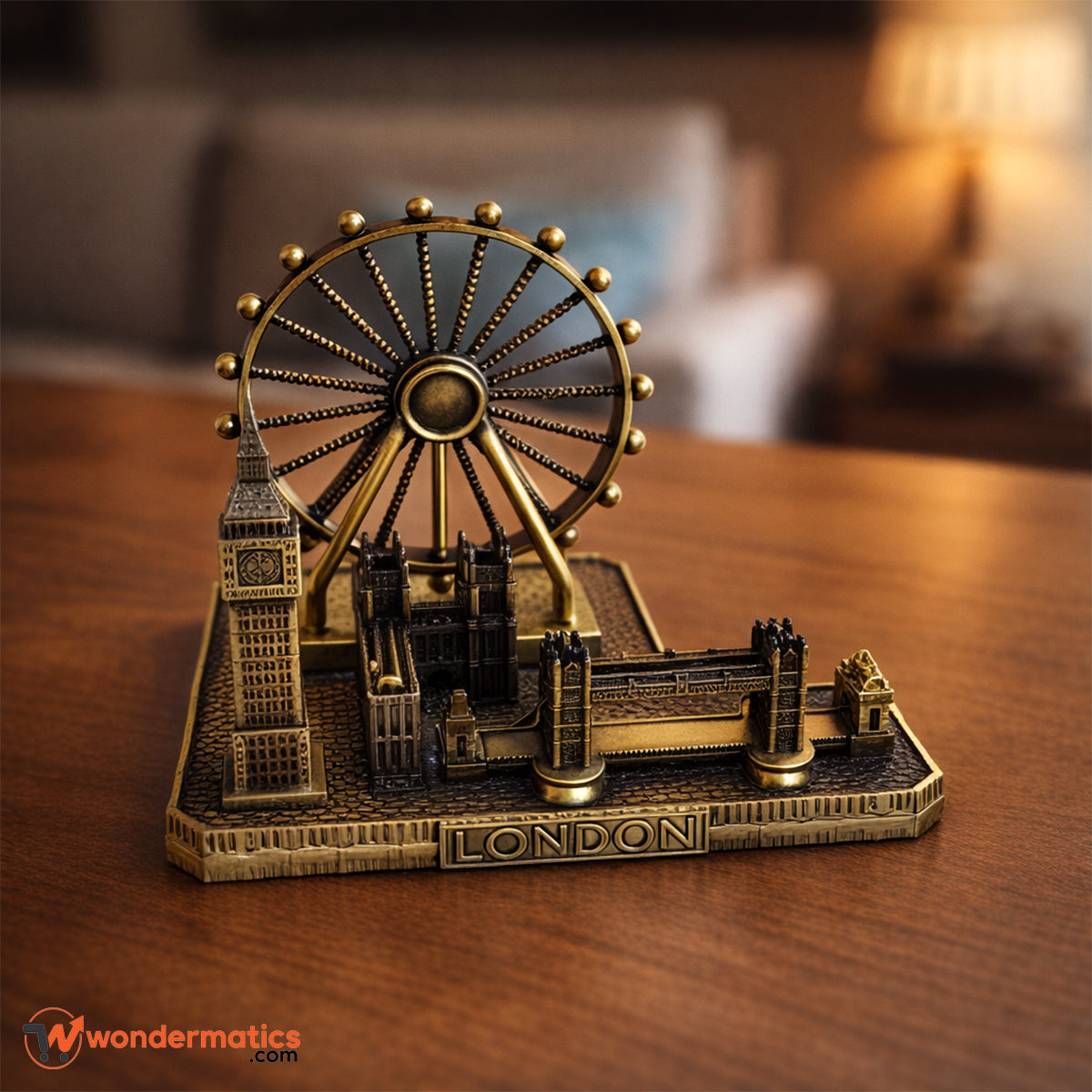 Metal souvenir model of London iconic landmarks