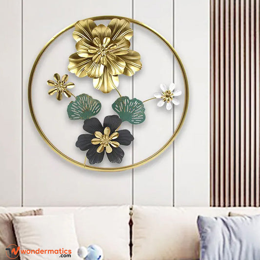 Elegant metal wall decoration and unique wall hanging artwork
