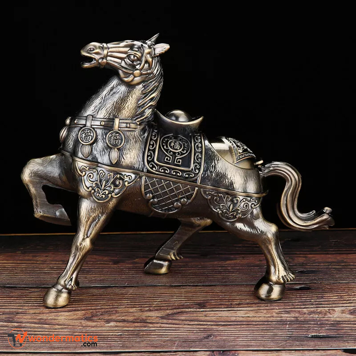 Classic horse shape metal ashtray gift idea for home and office décor