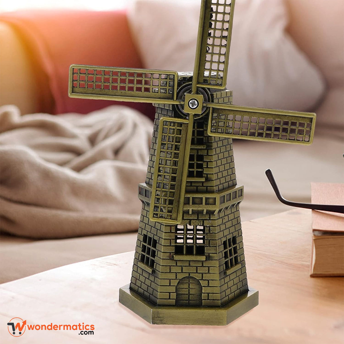 Vintage Holland windmill model metal ornament for desks and shelves