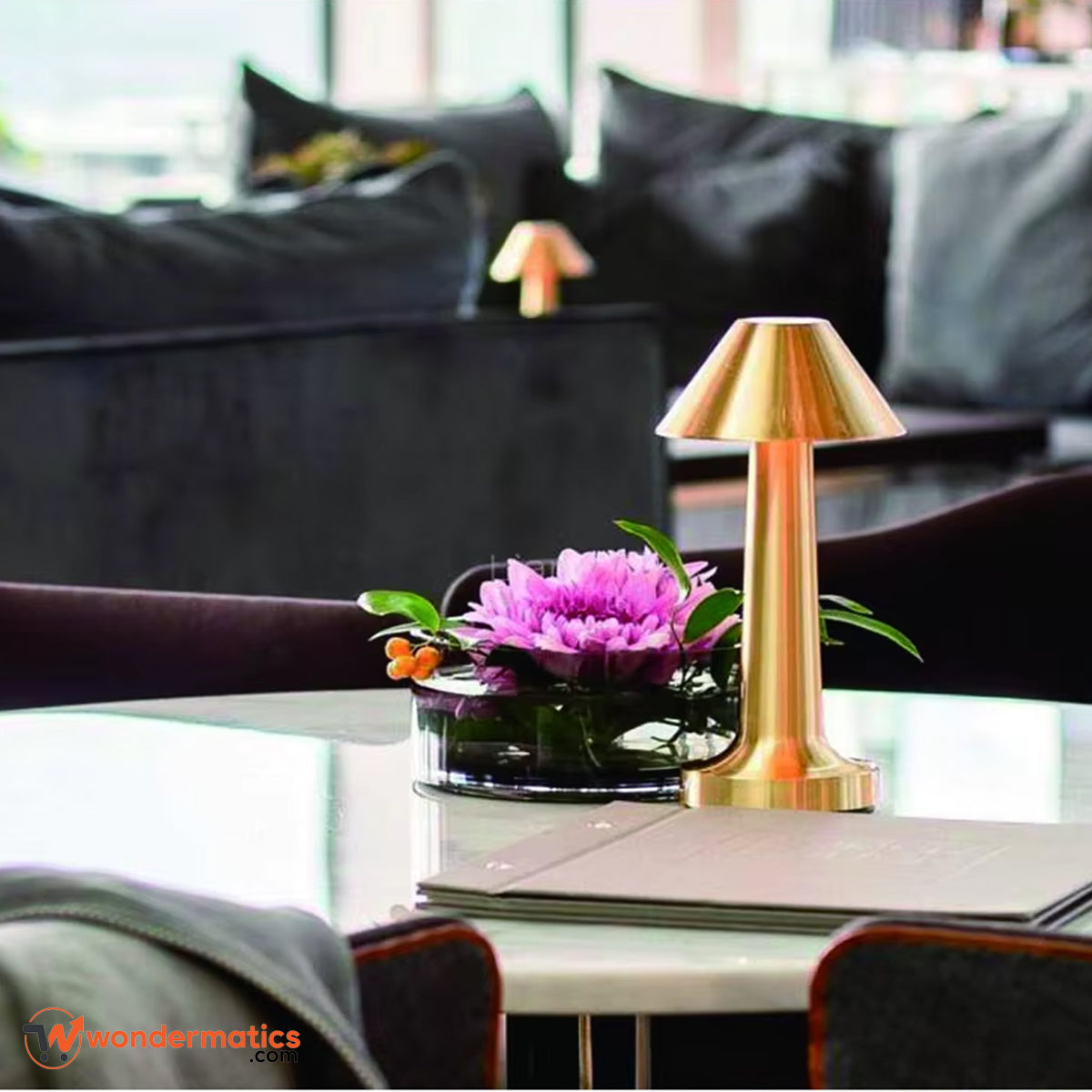 Wireless LED Touch Lamp – Rechargeable and Compact