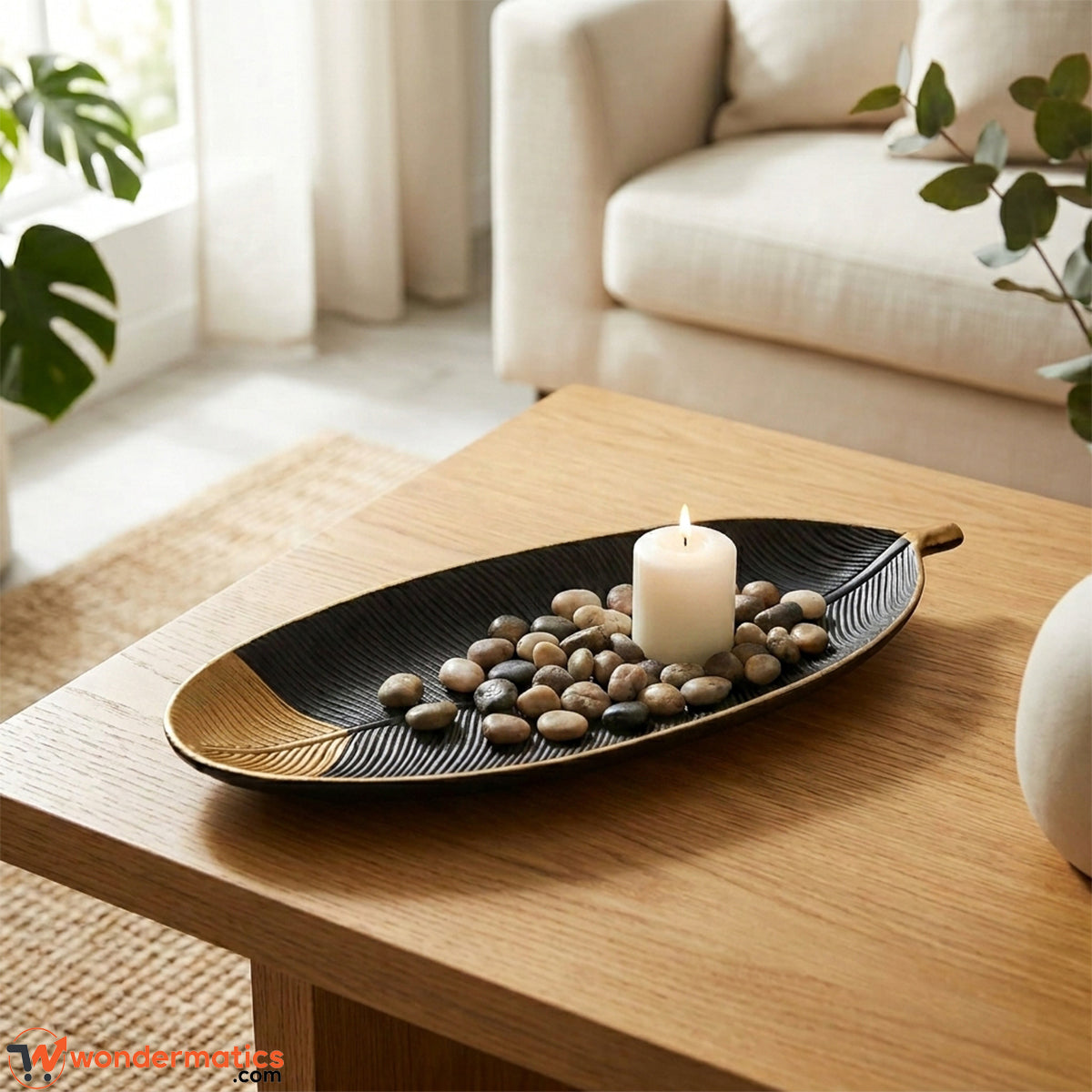 Wooden leaf tray dimension reference showing 14 inch length and 4 inch width for home decor